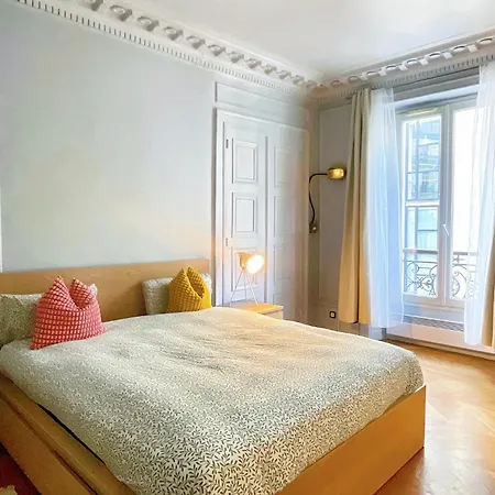 Exquisite Grand Haussmann Close To Lafayette Daire Paris